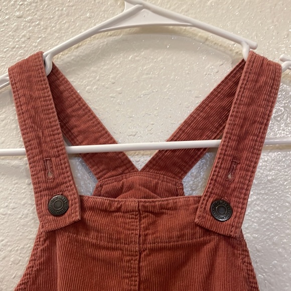 Dusty Pink Overall Dress - Picture 4 of 9